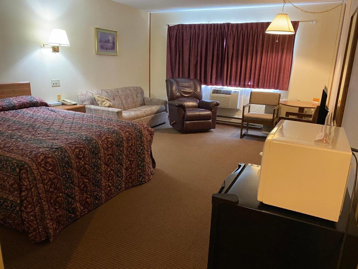 Amerivu Inn Prentice 外观 照片