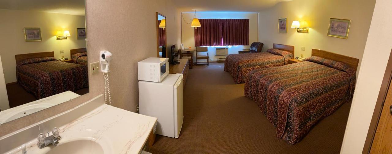 Amerivu Inn Prentice 外观 照片